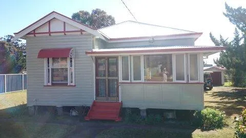 White and Red Exterior House Painter Toowoomba